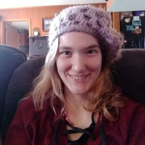 Meet your Posher, Laci